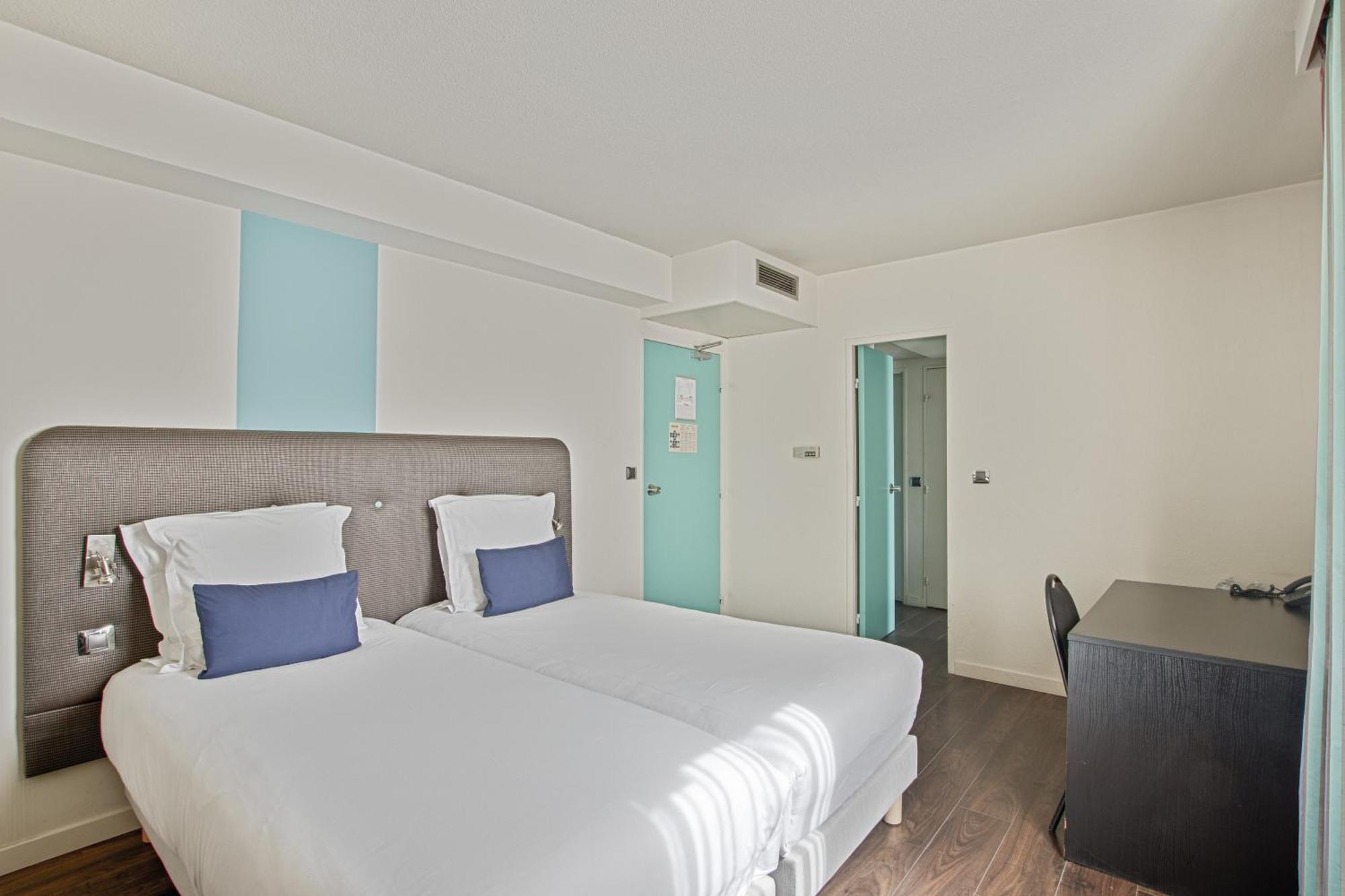 Hotel Provence ドラギニャン エクステリア 写真
