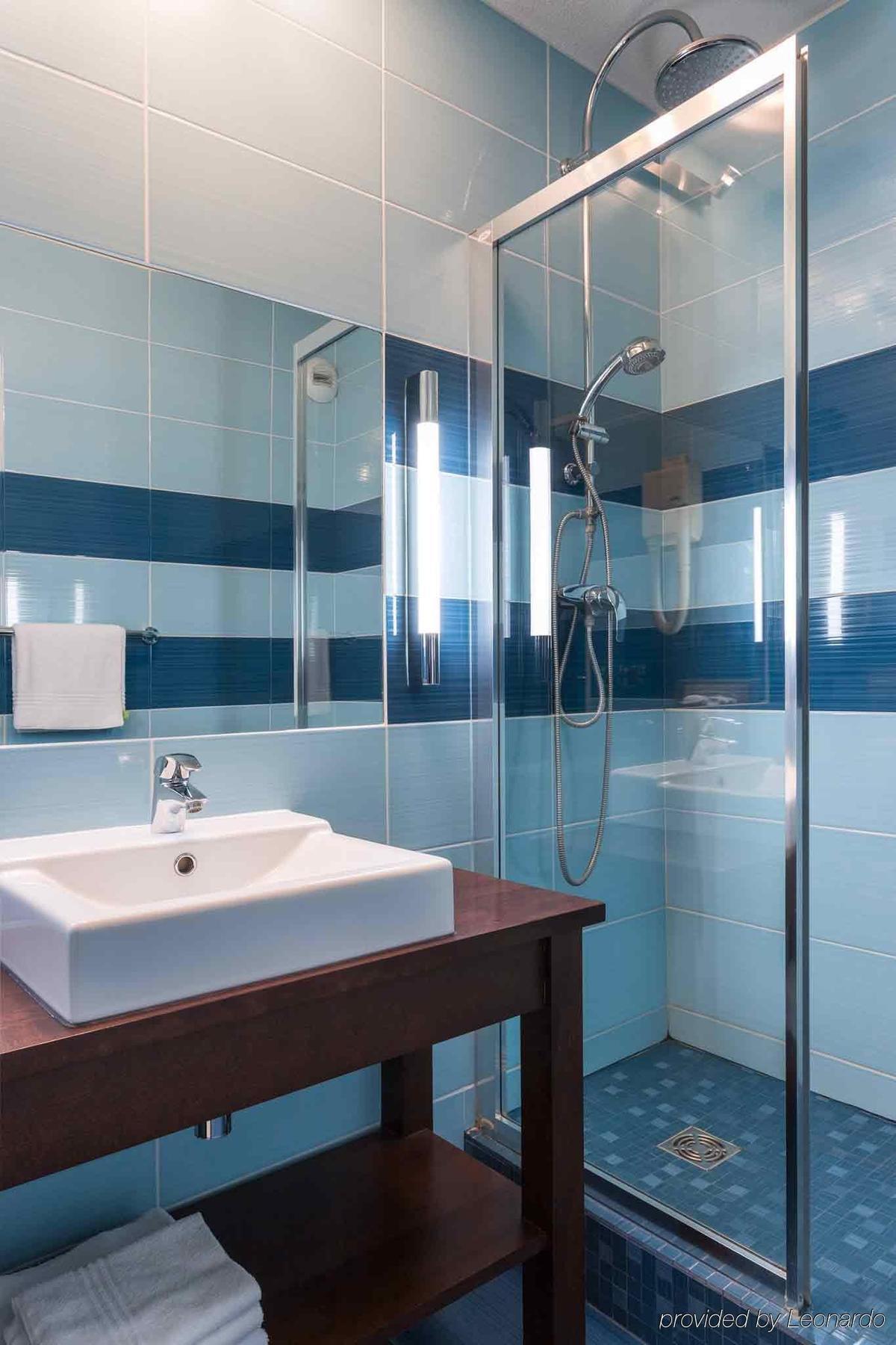 Hotel Provence ドラギニャン エクステリア 写真