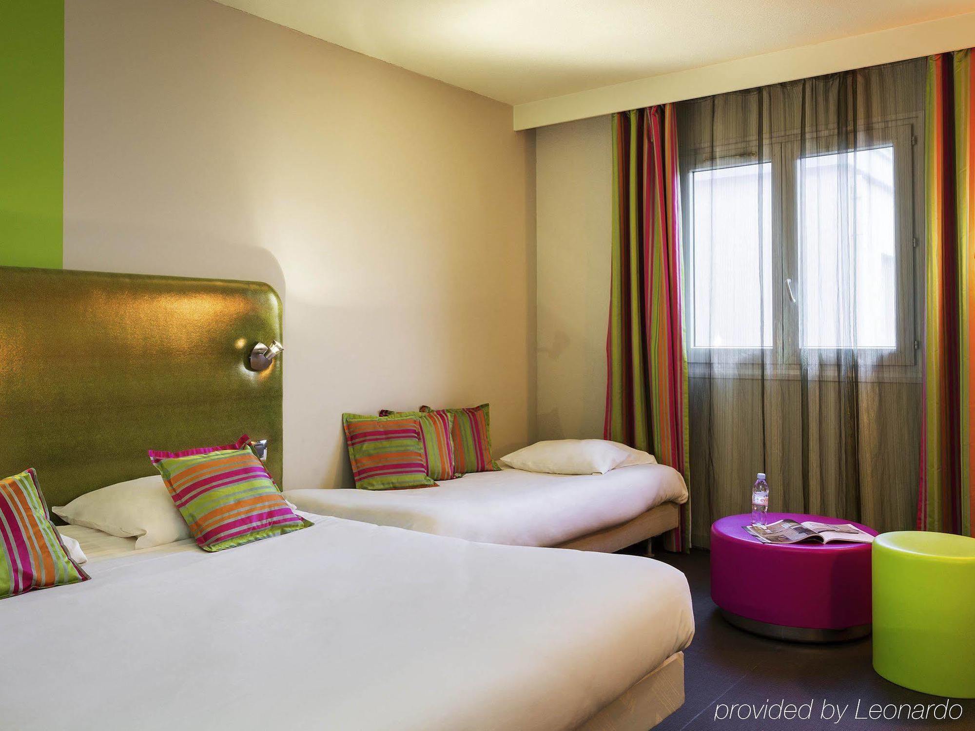 Hotel Provence ドラギニャン エクステリア 写真